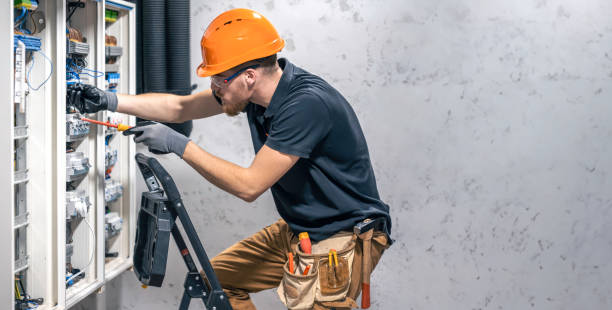 Best Local Electrician Companies  in Summit, IL